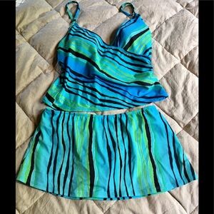 🌴Shape fx tankini top & skort🌴